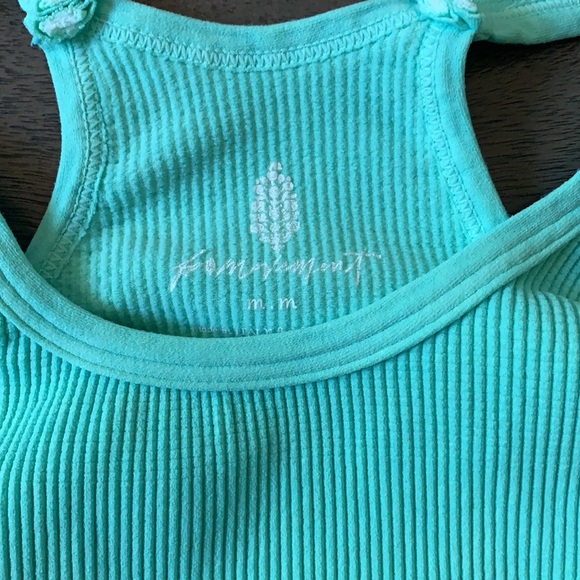 NWOT! FP Free People Movement Happiness Runs Long Crop Sz M/L - Picture 5 of 5